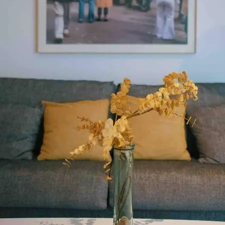 Appartement En Triana, Tranquilo, Independiente